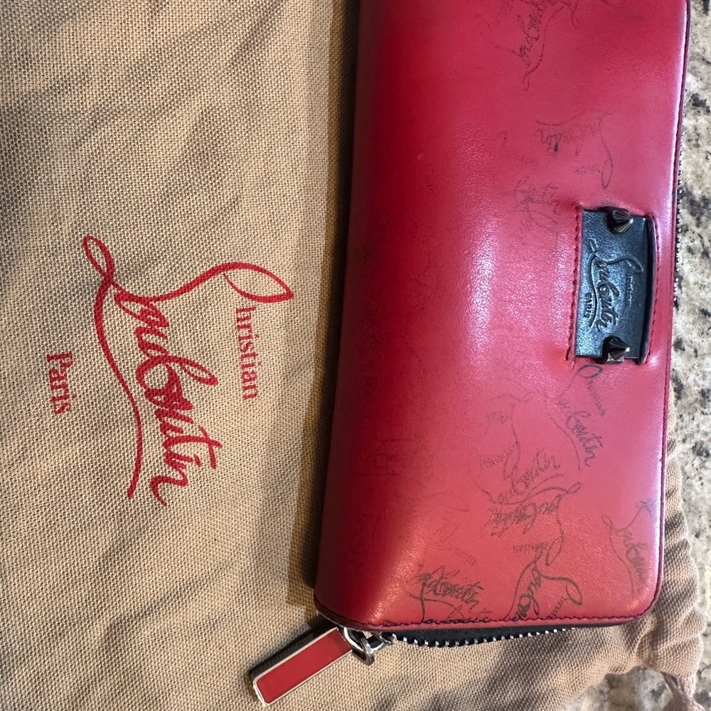 Christian Louboutin Signature Red Wallet - Picture 6 of 11